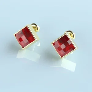 BOUCLES d'oreilles or grenat catalan.losange carree.66