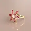 bague-grenat-catalan-poire-or-modele-fleur.66.webp